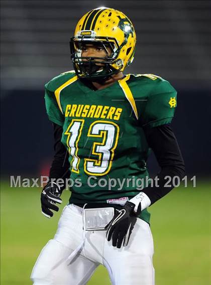 Thumbnail 2 in Cromwell vs. Holy Cross (CIAC Class S Final) photogallery.