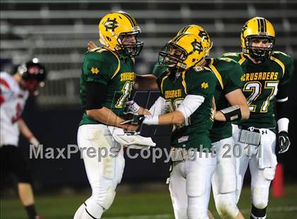 Thumbnail 3 in Cromwell vs. Holy Cross (CIAC Class S Final) photogallery.