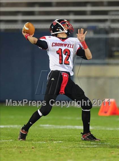 Thumbnail 2 in Cromwell vs. Holy Cross (CIAC Class S Final) photogallery.