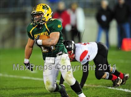 Thumbnail 3 in Cromwell vs. Holy Cross (CIAC Class S Final) photogallery.