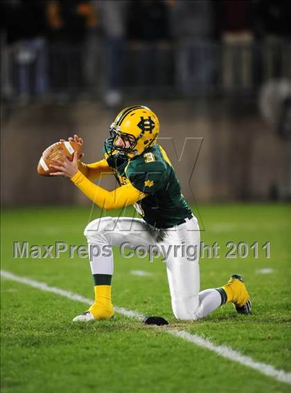 Thumbnail 1 in Cromwell vs. Holy Cross (CIAC Class S Final) photogallery.