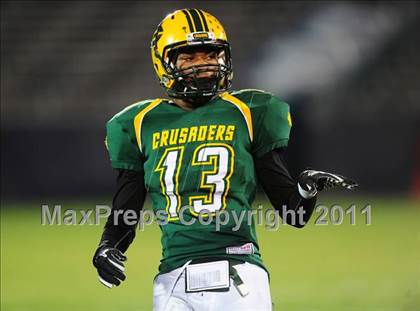 Thumbnail 3 in Cromwell vs. Holy Cross (CIAC Class S Final) photogallery.