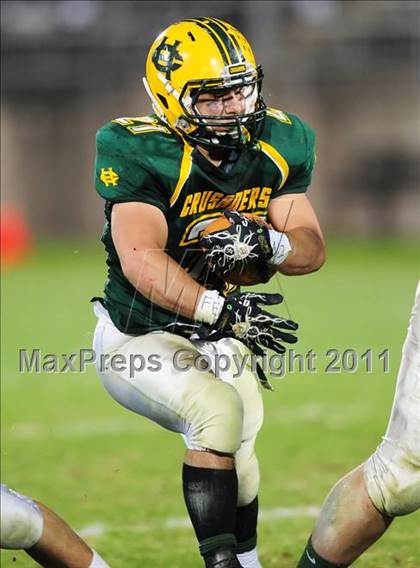 Thumbnail 3 in Cromwell vs. Holy Cross (CIAC Class S Final) photogallery.