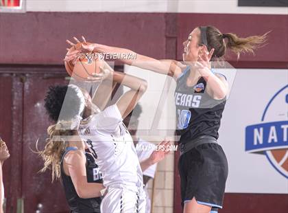 Thumbnail 3 in Hamilton Heights vs. Central Valley (GEICO National Tournament Final) photogallery.