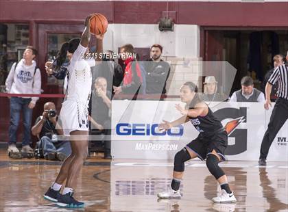Thumbnail 3 in Hamilton Heights vs. Central Valley (GEICO National Tournament Final) photogallery.