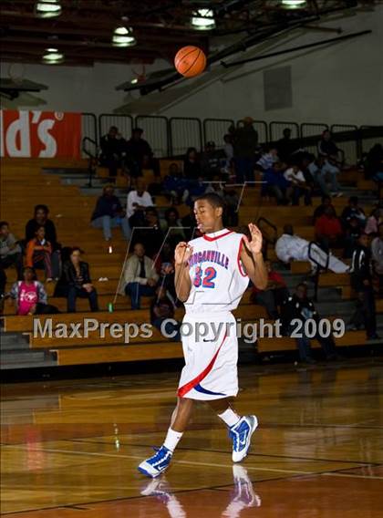 Thumbnail 2 in Duncanville @ Alief Elsik (McDonalds Texas Invitational) photogallery.