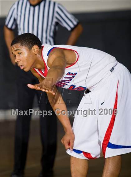 Thumbnail 1 in Duncanville @ Alief Elsik (McDonalds Texas Invitational) photogallery.