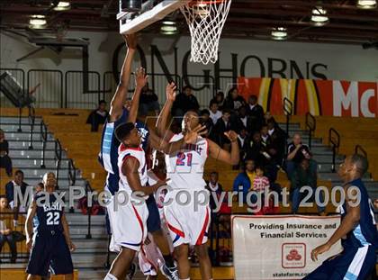 Thumbnail 3 in Duncanville @ Alief Elsik (McDonalds Texas Invitational) photogallery.