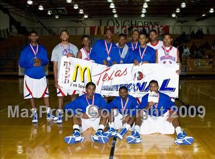 Thumbnail 3 in Duncanville @ Alief Elsik (McDonalds Texas Invitational) photogallery.