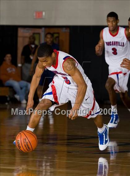 Thumbnail 3 in Duncanville @ Alief Elsik (McDonalds Texas Invitational) photogallery.