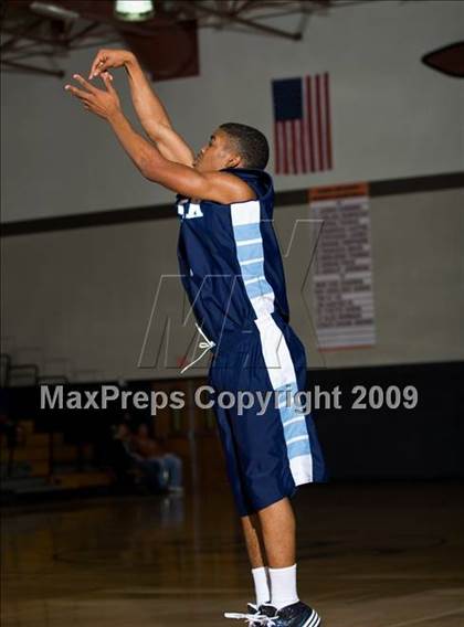 Thumbnail 1 in Duncanville @ Alief Elsik (McDonalds Texas Invitational) photogallery.