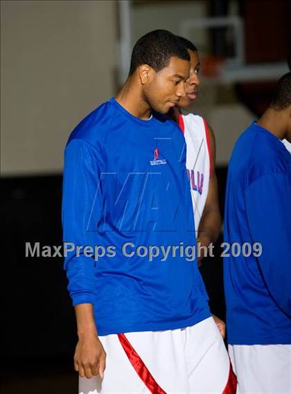 Thumbnail 3 in Duncanville @ Alief Elsik (McDonalds Texas Invitational) photogallery.