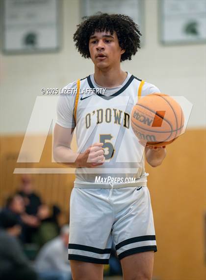 Thumbnail 2 in San Ramon Valley vs. Bishop O'Dowd (MLK Classic) photogallery.