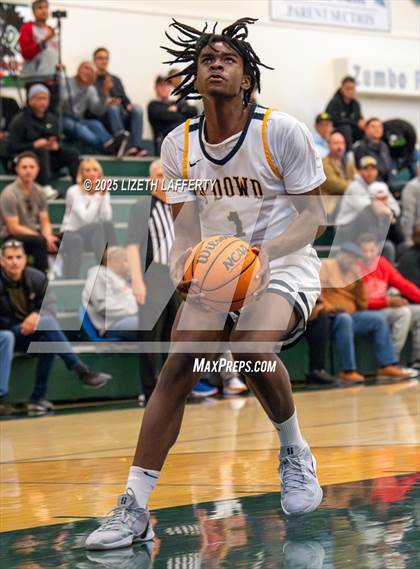 Thumbnail 2 in San Ramon Valley vs. Bishop O'Dowd (MLK Classic) photogallery.