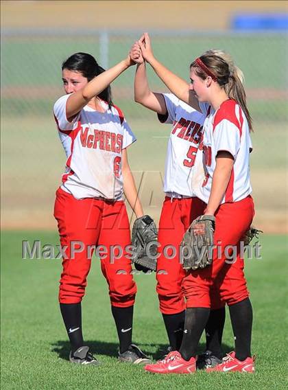 Thumbnail 3 in Maize South vs. McPherson (4A Regional Semi-final) photogallery.