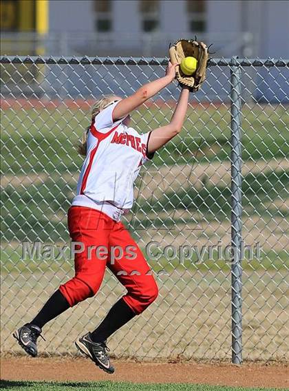 Thumbnail 3 in Maize South vs. McPherson (4A Regional Semi-final) photogallery.