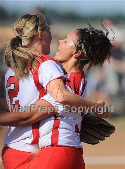 Thumbnail 3 in Maize South vs. McPherson (4A Regional Semi-final) photogallery.