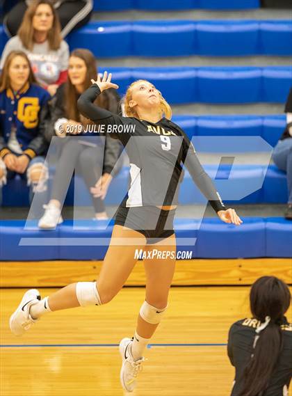 Thumbnail 2 in Avon vs Roncalli (IHSAA 4A Regional Semifinal) photogallery.