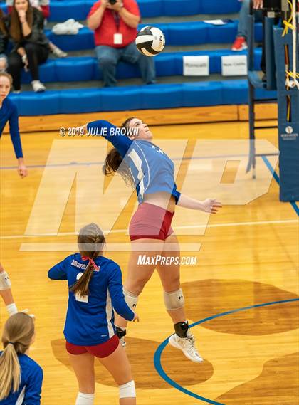 Thumbnail 3 in Avon vs Roncalli (IHSAA 4A Regional Semifinal) photogallery.