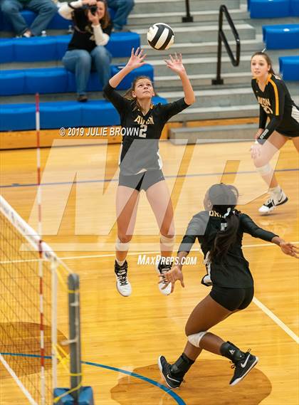 Thumbnail 1 in Avon vs Roncalli (IHSAA 4A Regional Semifinal) photogallery.