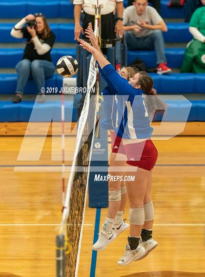 Thumbnail 3 in Avon vs Roncalli (IHSAA 4A Regional Semifinal) photogallery.