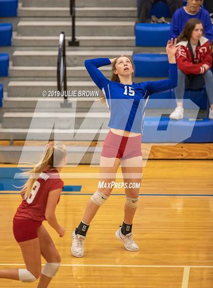 Thumbnail 3 in Avon vs Roncalli (IHSAA 4A Regional Semifinal) photogallery.