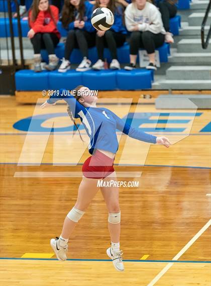Thumbnail 3 in Avon vs Roncalli (IHSAA 4A Regional Semifinal) photogallery.
