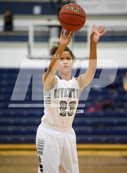 Thumbnail 2 in Riverton vs. Copper Hills photogallery.