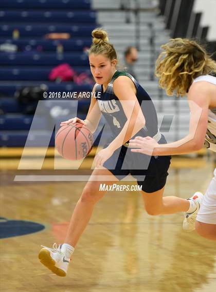 Thumbnail 1 in Riverton vs. Copper Hills photogallery.