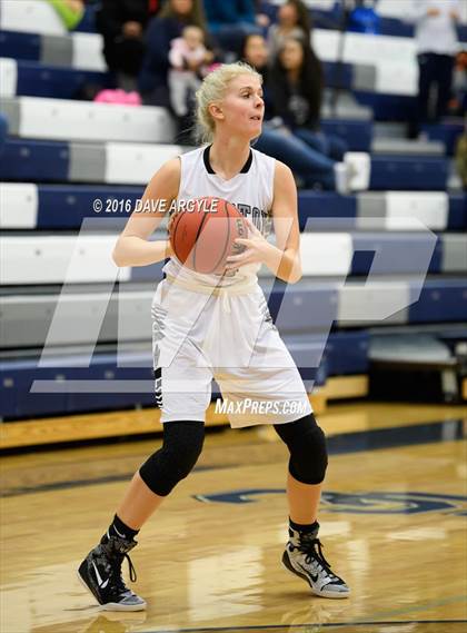 Thumbnail 2 in Riverton vs. Copper Hills photogallery.