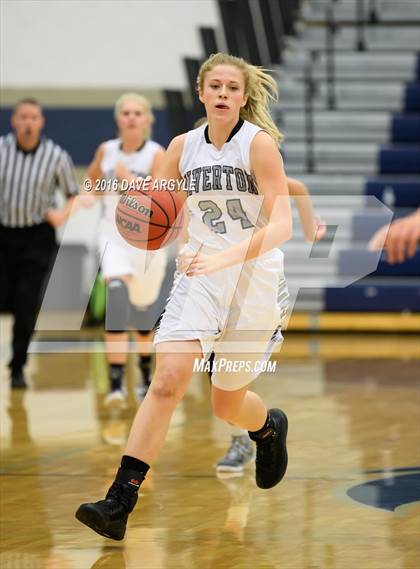Thumbnail 2 in Riverton vs. Copper Hills photogallery.
