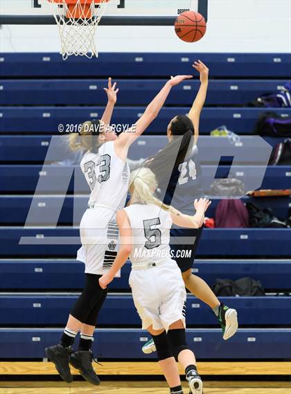 Thumbnail 3 in Riverton vs. Copper Hills photogallery.