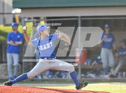 Thumbnail 3 in Jesuit @ Grant photogallery.