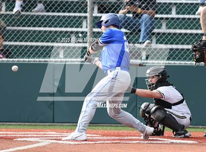 Thumbnail 3 in Jesuit @ Grant photogallery.
