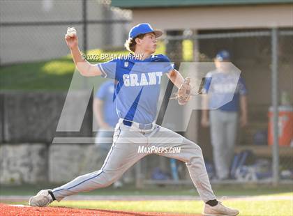 Thumbnail 3 in Jesuit @ Grant photogallery.