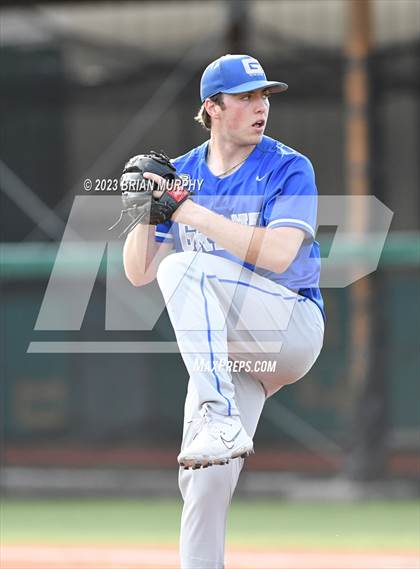 Thumbnail 3 in Jesuit @ Grant photogallery.