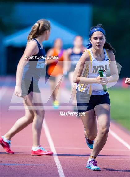 Thumbnail 1 in 2018 Loucks Games (Women's 4x400 Relay Frosh/Soph) photogallery.