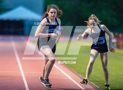 Thumbnail 2 in 2018 Loucks Games (Women's 4x400 Relay Frosh/Soph) photogallery.
