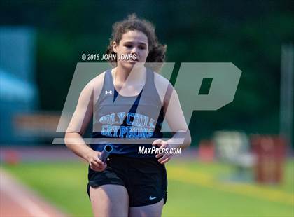 Thumbnail 1 in 2018 Loucks Games (Women's 4x400 Relay Frosh/Soph) photogallery.