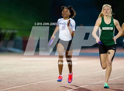 Thumbnail 1 in 2018 Loucks Games (Women's 4x400 Relay Frosh/Soph) photogallery.