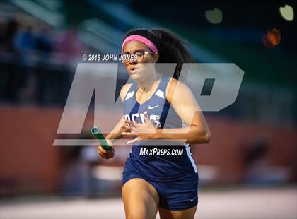 Thumbnail 2 in 2018 Loucks Games (Women's 4x400 Relay Frosh/Soph) photogallery.
