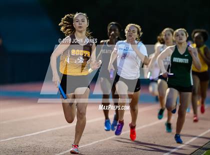 Thumbnail 1 in 2018 Loucks Games (Women's 4x400 Relay Frosh/Soph) photogallery.