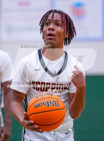 Thumbnail 2 in Desert Edge vs. Phoenix Christian (Hoopsgiving Tournament) photogallery.