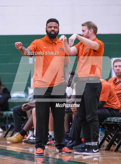 Thumbnail 1 in Desert Edge vs. Phoenix Christian (Hoopsgiving Tournament) photogallery.