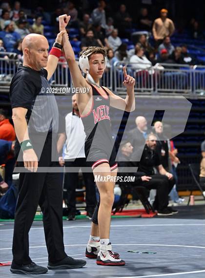 Thumbnail 3 in UIL Wrestling 5A-6A Finals (Round 4) photogallery.
