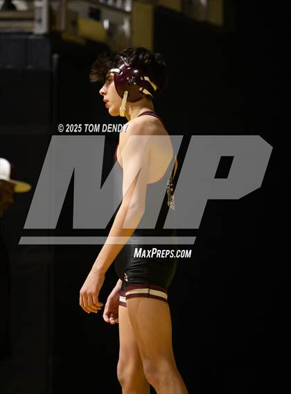 Thumbnail 1 in UIL Wrestling 5A-6A Finals (Round 4) photogallery.