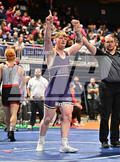 Thumbnail 1 in UIL Wrestling 5A-6A Finals (Round 4) photogallery.