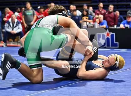 Thumbnail 1 in UIL Wrestling 5A-6A Finals (Round 4) photogallery.