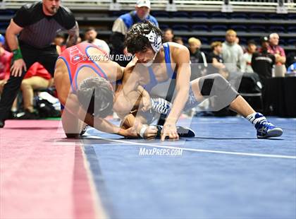Thumbnail 1 in UIL Wrestling 5A-6A Finals (Round 4) photogallery.