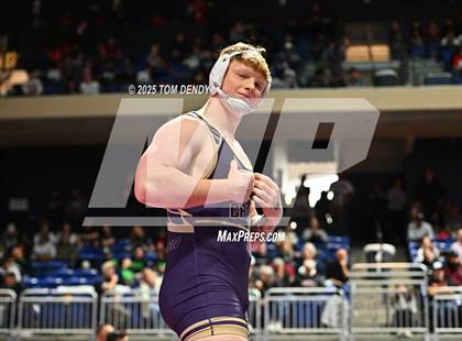 Thumbnail 2 in UIL Wrestling 5A-6A Finals (Round 4) photogallery.